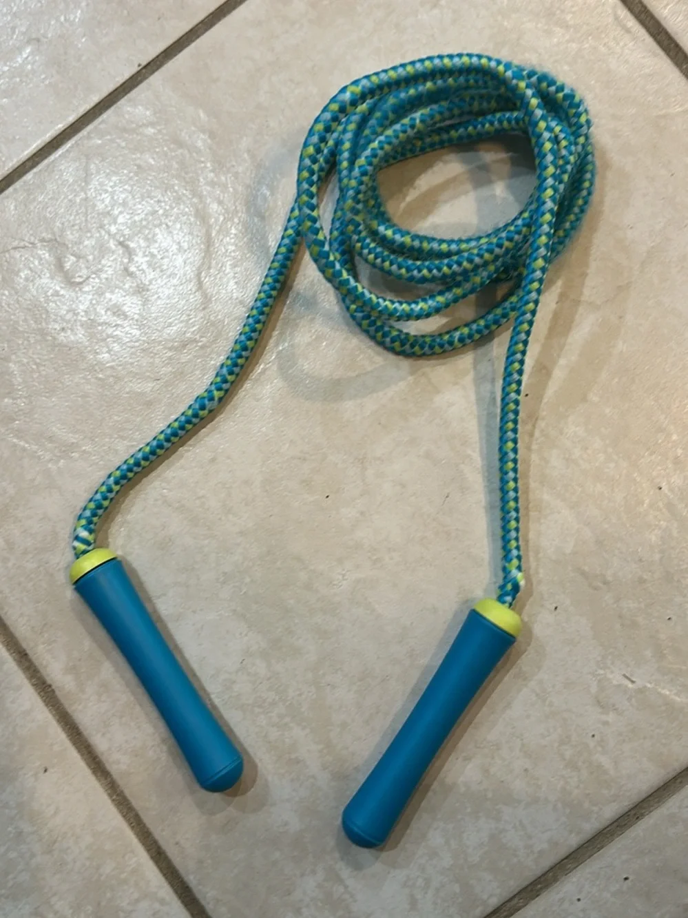 Braided Fabric Jump Rope with Blue & Yellow Plastic Handles (90-Inch / 7.5 FT)